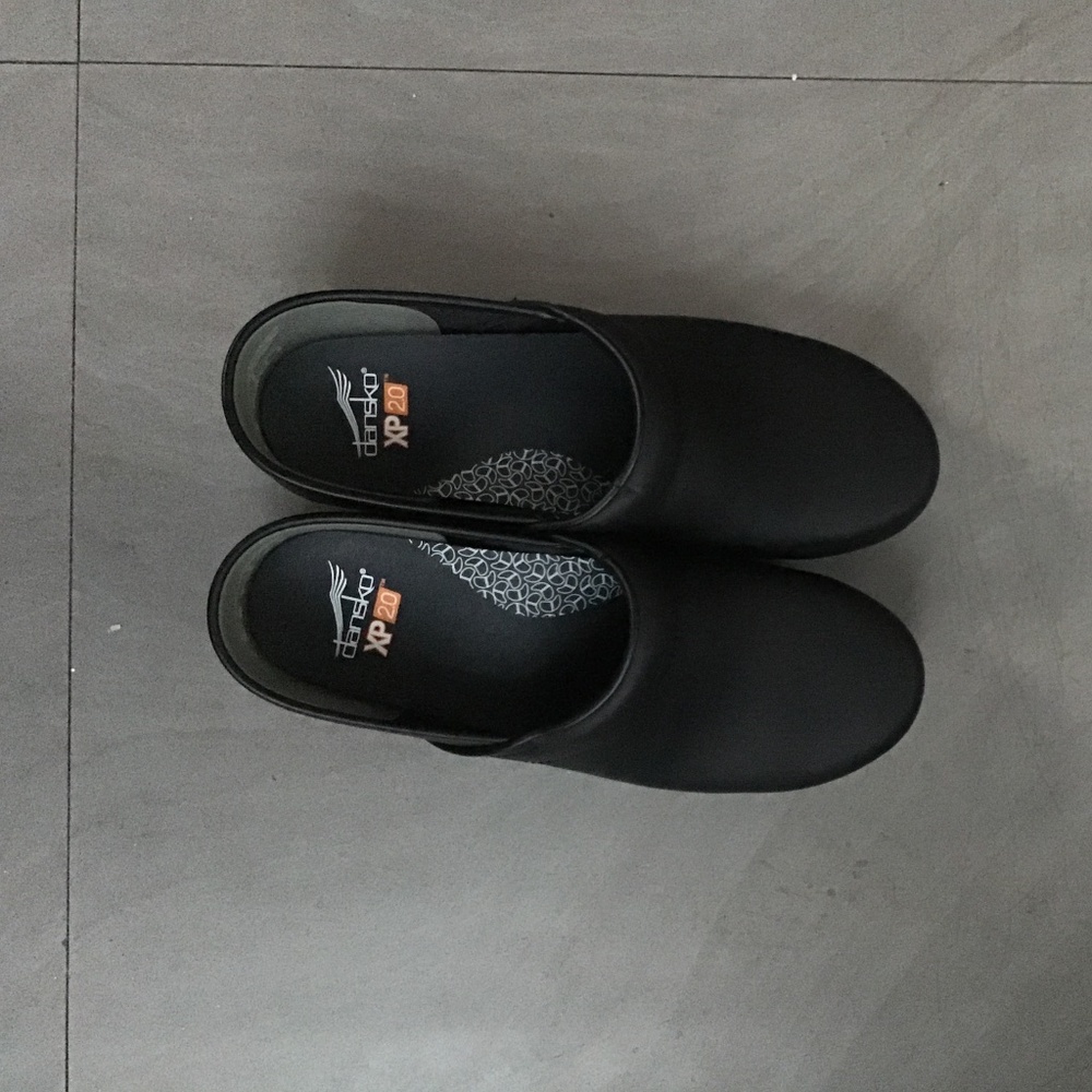 Size 41 Black Dansko Waterproof XP 2.0 Clogs
